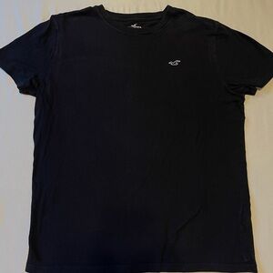 Hollister Men's Dark Black Tee
